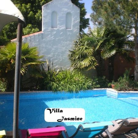 Somptueuse Villa Jasmine Saint-Meen-le-Grand Bagian luar foto