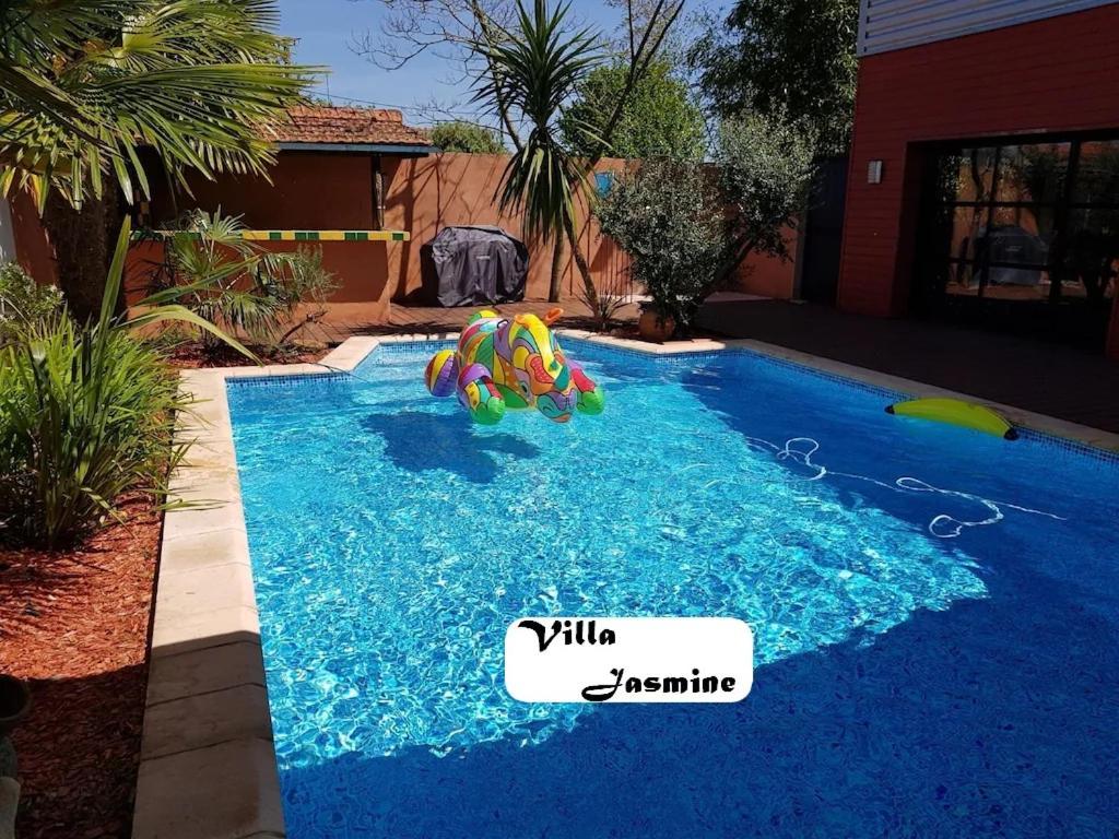 Somptueuse Villa Jasmine Saint-Meen-le-Grand Bagian luar foto